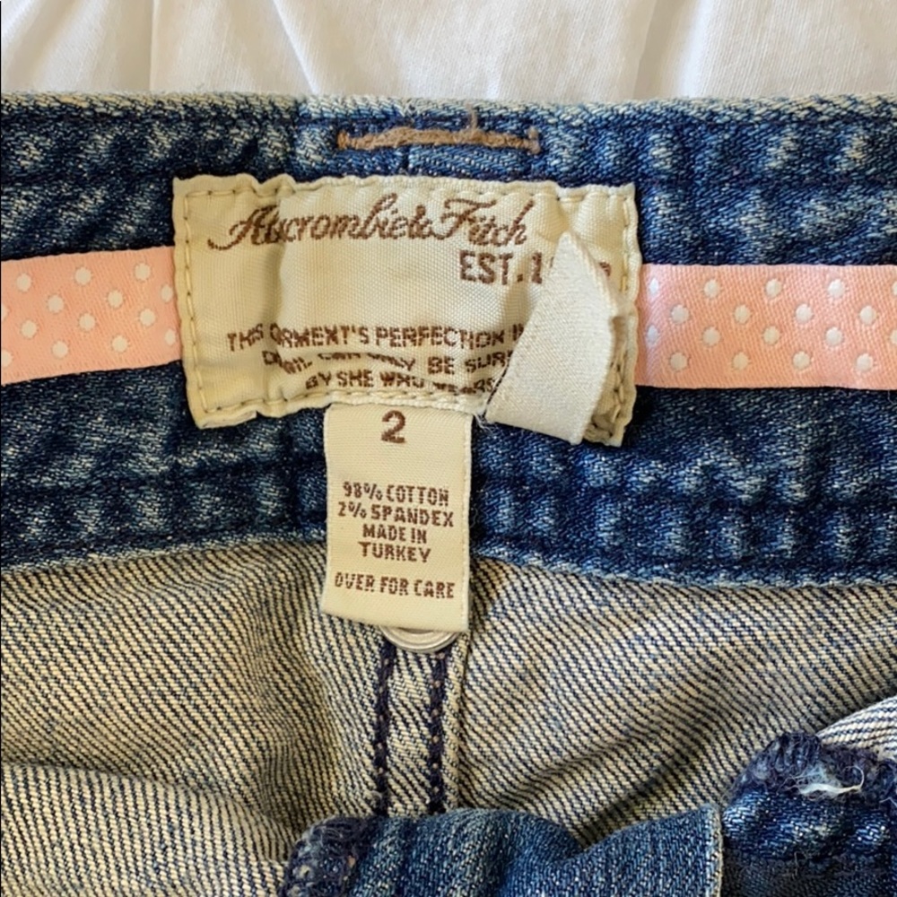 Vintage Abercrombie Jean Shorts - Picture 4 of 4